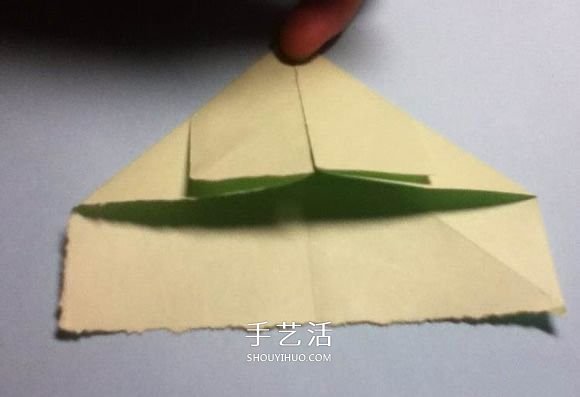 折叠四个爱心 组合成代表幸运的四叶草图解(图8)