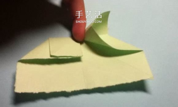 折叠四个爱心 组合成代表幸运的四叶草图解(图9)