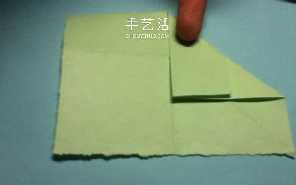 折叠四个爱心 组合成代表幸运的四叶草图解(图7)