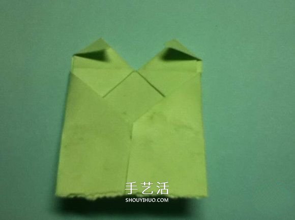 折叠四个爱心 组合成代表幸运的四叶草图解(图13)