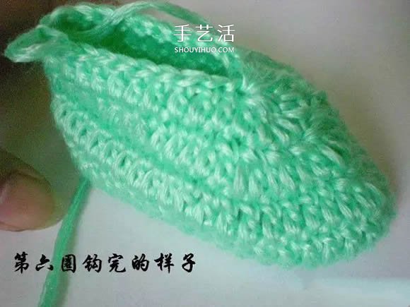 用钩织编织简单又漂亮婴儿鞋的方法步骤图(图18)
