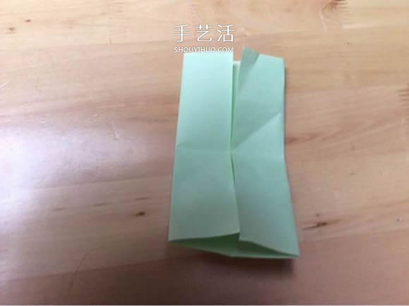 旋转纸陀螺怎么折图解 简单花型陀螺折纸教程(图3)
