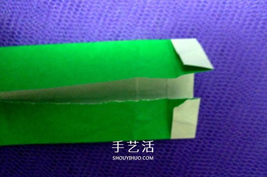 怎么折男T恤的图解教程 手工折纸T恤简单折法(图9)