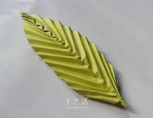 简单树叶怎么折图解 儿童手工立体叶子的折法(图5)