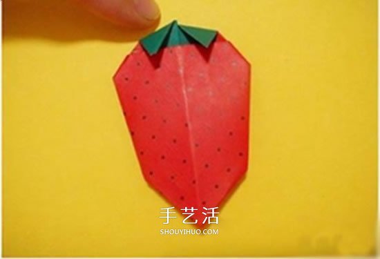 儿童折纸草莓的教程 简单草莓怎么折图解(图12)