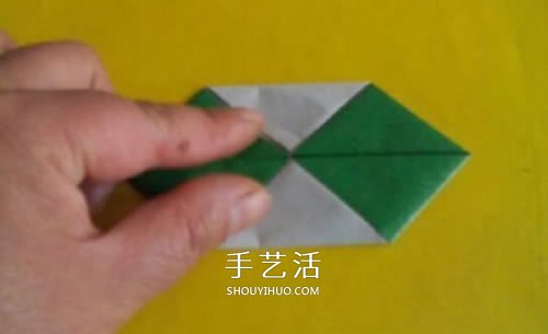 粽子的折法图解简单 纸粽子怎么折的教程(图8)