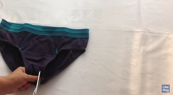 旧的三角裤巧改造 DIY运动内衣的方法图解！(图1)