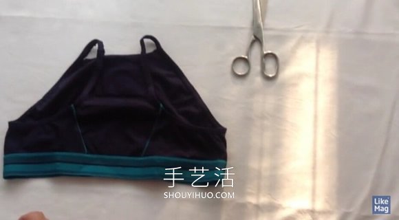 旧的三角裤巧改造 DIY运动内衣的方法图解！(图2)