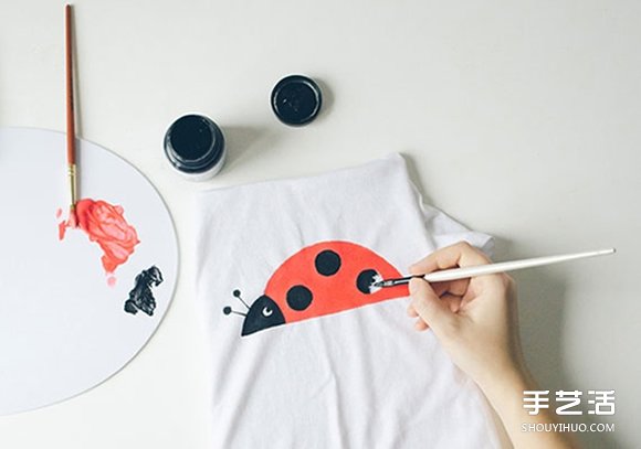 妈妈的手绘T恤DIY 送给可爱儿子的爱心礼物(图10)