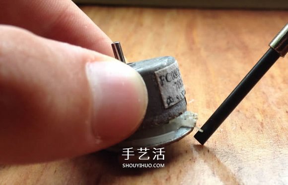 用旧马达DIY制作酷炫陀螺的方法教程(图4)