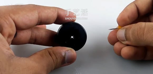 旧鼠标手工制作电动玩具车的教程(图3)