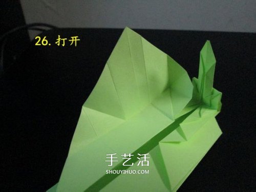 手工折纸坦克图解教程 坦克怎么折的详细步骤(图25) 手工折纸坦克图解教程 坦克怎么折的详细步骤(图25)