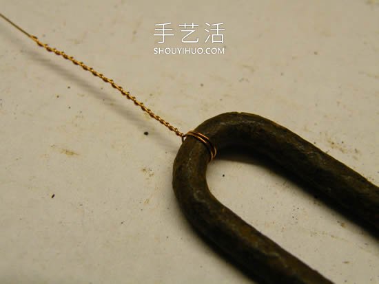 废品旧物再利用！自制创意春天风铃的教程(图5)