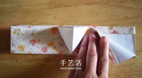 端午节手工制作 折纸粽子的折法详细步骤图(图31) 端午节手工制作 折纸粽子的折法详细步骤图(图31)