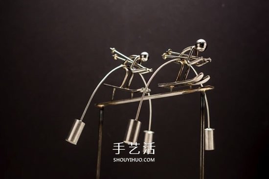 两端重量不同又如何！他亲手打造动态平衡摆件(图4)