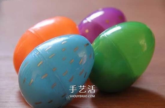 扭蛋废物利用制作不倒翁 自制简易不倒翁的方法(图1)