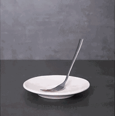 旧杯碟巧妙小改造 DIY制作精美的家居装饰摆件(图3)