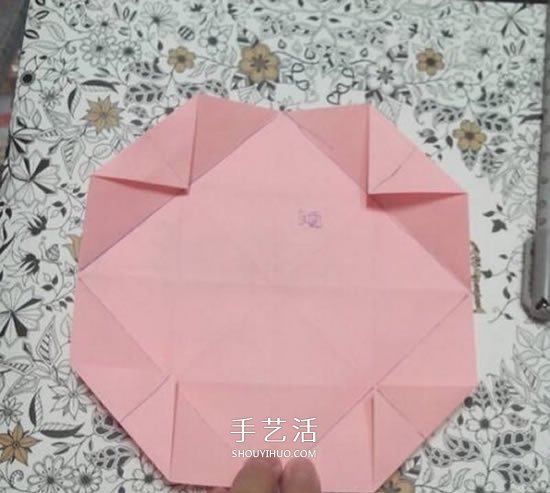 爱心相框怎么折图解 带心形四方相框的折法(图13)