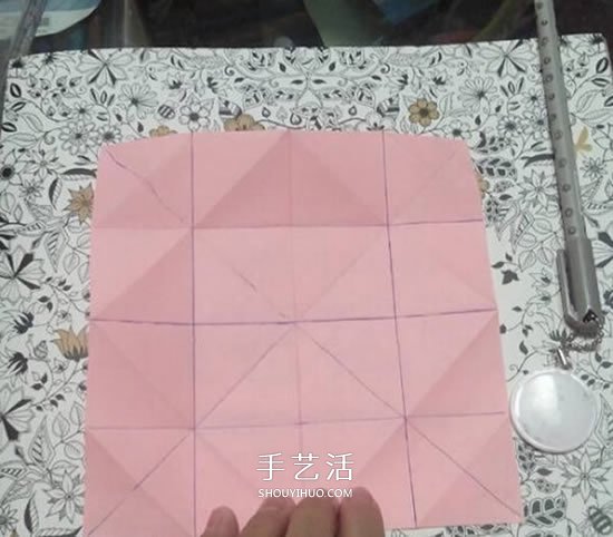 爱心相框怎么折图解 带心形四方相框的折法(图15)