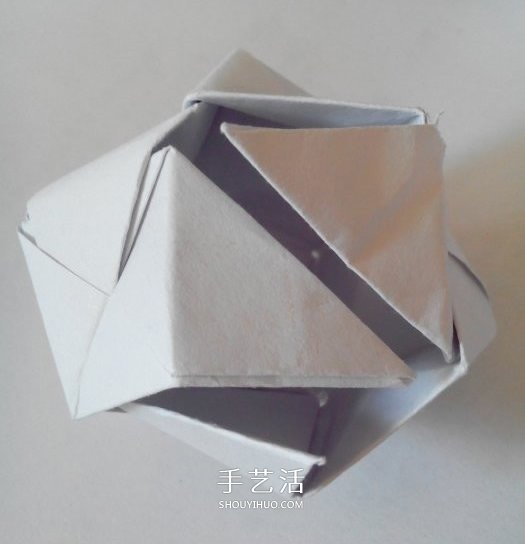 多面立方体的折法图解 折纸立方体的步骤图(图20)