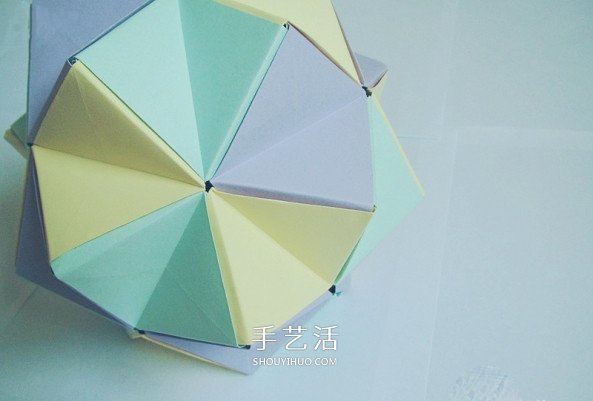 纸花球的叠法详细教程 手工折纸花球过程图(图26)