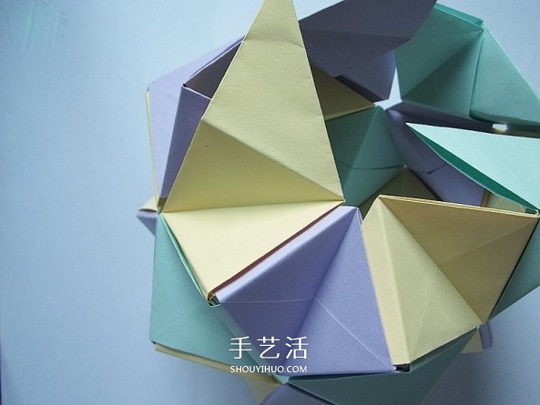 纸花球的叠法详细教程 手工折纸花球过程图(图29)