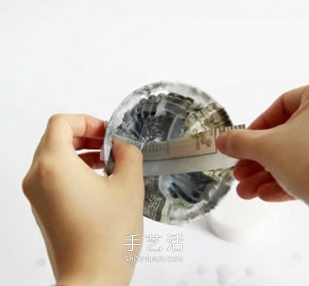 一次性塑料碗废物利用 手工制作漂亮礼物篮子(图3)