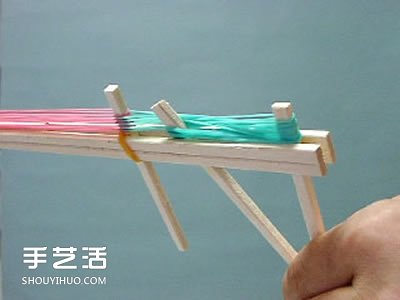连发皮筋枪怎么做图解 自制连发皮筋枪做法(图6)