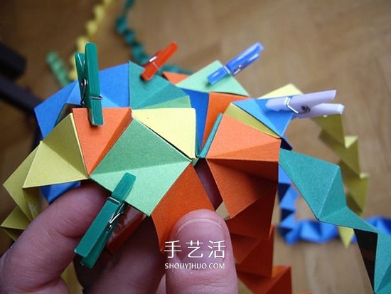 纸球的折法步骤图片 折纸彩球的详细步骤图(图11)