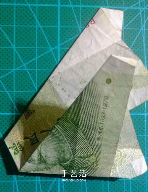 六角徽章的折法图解 一元纸币折纸六角徽章(图5)