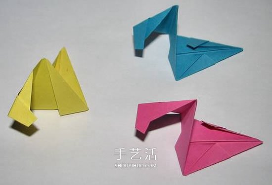 立体星星的折法图解 折纸星星花球的步骤图(图9)