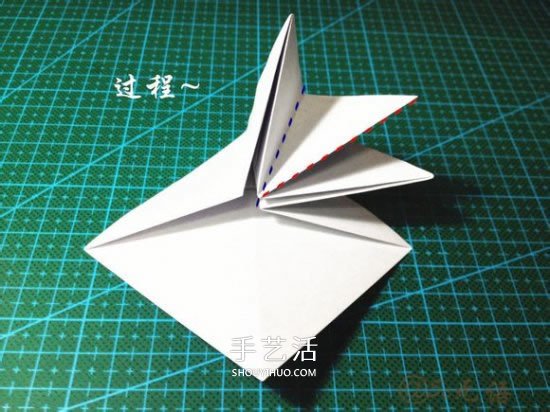 立体小汽车的折法图解 手工折纸汽车的折法(图10)