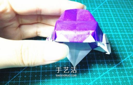 立体小汽车的折法图解 手工折纸汽车的折法(图26)