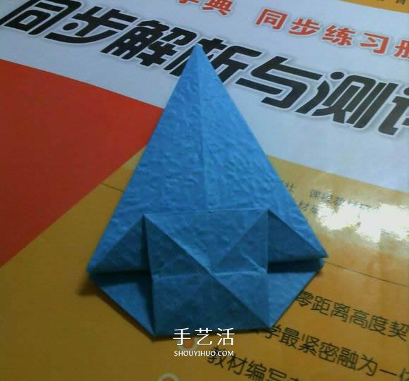 人字拖的折法图解教程 折纸人字拖鞋的方法步骤(图4)