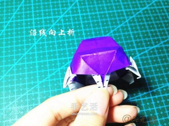 立体小汽车的折法图解 手工折纸汽车的折法(图28)