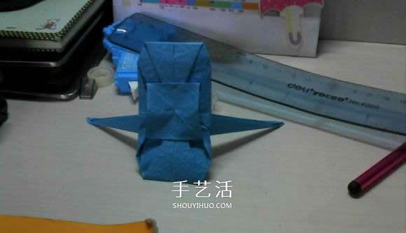 人字拖的折法图解教程 折纸人字拖鞋的方法步骤(图13)
