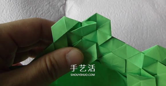 漂亮草帽子的折法图解 折纸花草帽的方法步骤(图19)