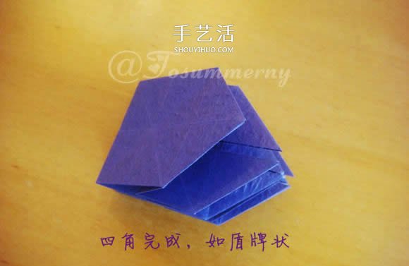 圣诞星折法图解教程 折纸圣诞星的方法步骤(图9)