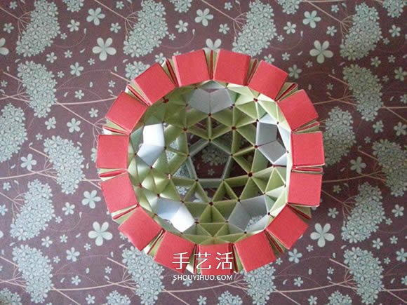 手工折纸Snapology球 用纸条折球体步骤图解(图17)