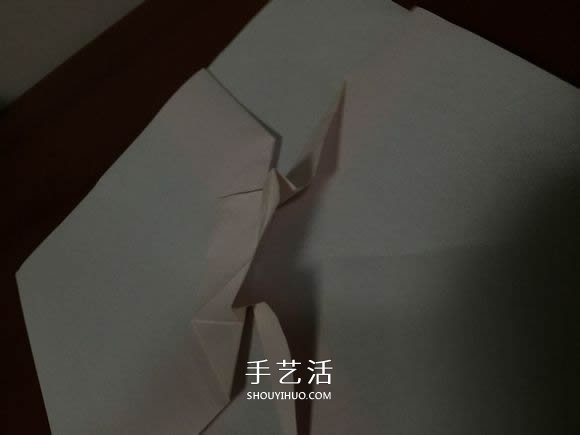 复杂立体跑车的折法 详细折纸跑车图解步骤(图13)