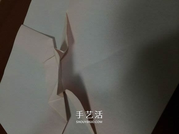 复杂立体跑车的折法 详细折纸跑车图解步骤(图14)