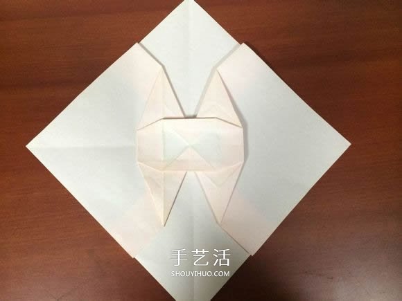复杂立体跑车的折法 详细折纸跑车图解步骤(图17)
