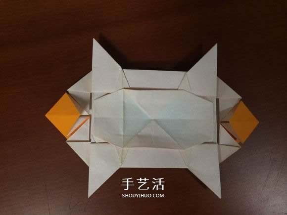 复杂立体跑车的折法 详细折纸跑车图解步骤(图32)