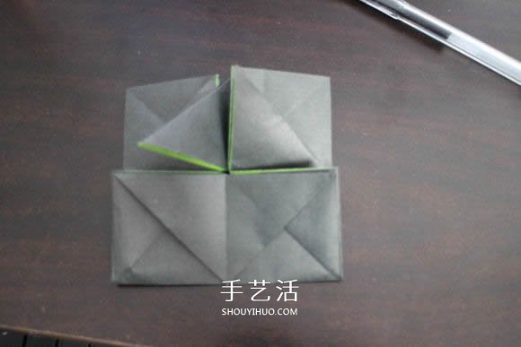 耐克标志的折纸方法 怎么折NIKE标志的图解(图10)