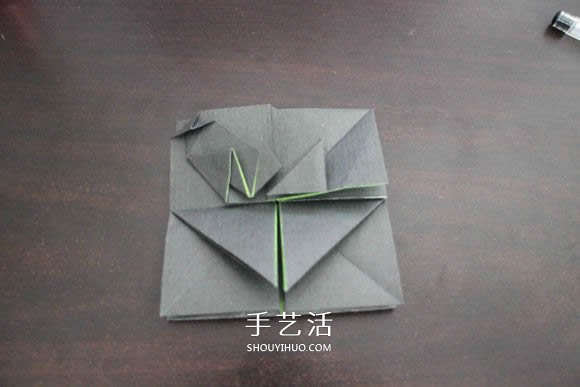 耐克标志的折纸方法 怎么折NIKE标志的图解(图17)
