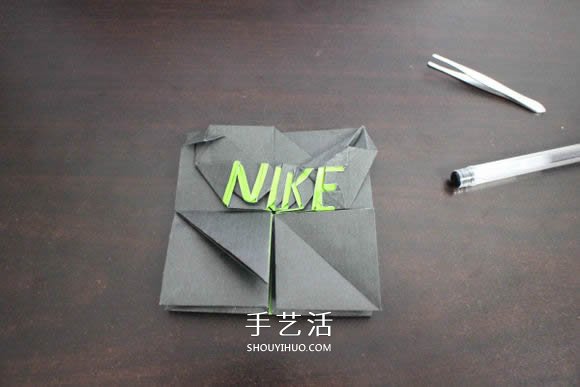 耐克标志的折纸方法 怎么折NIKE标志的图解(图30)