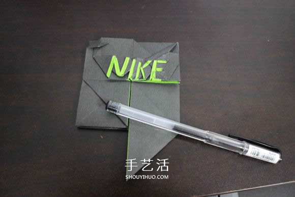 耐克标志的折纸方法 怎么折NIKE标志的图解(图31)