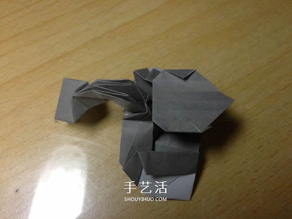 挖土机的折纸方法图解 手工挖掘机的折法过程(图60)