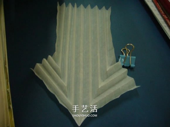 龙头戒指的折纸方法 手工折纸龙头戒图解教程(图3)