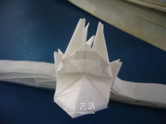 龙头戒指的折纸方法 手工折纸龙头戒图解教程(图17)